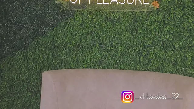 chloe d online show from 3, 10, 2025