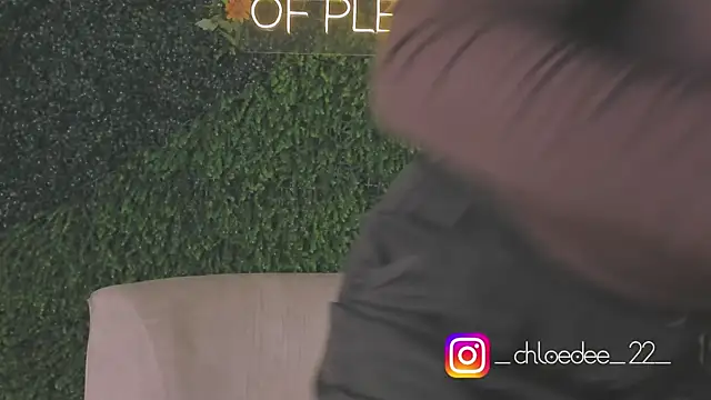 chloe d online show from 19, 10, 2025