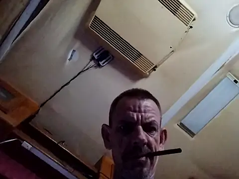 deepstroker42071 online show from 31, 5, 2026