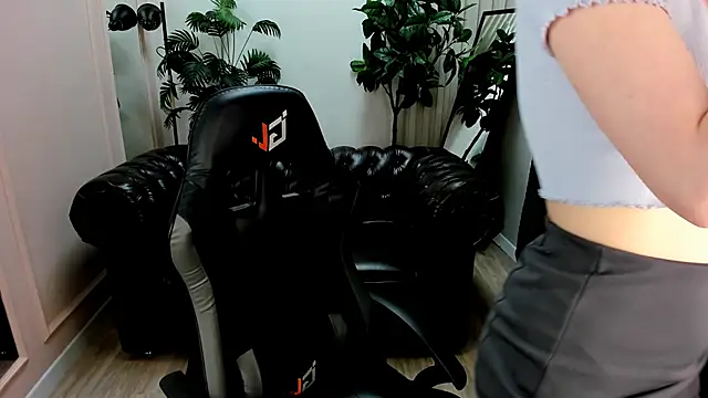 Mira  Blush online show from 12, 3, 2025