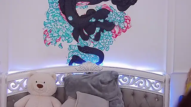 CrissyTaylor online show from 30, 11, 2025