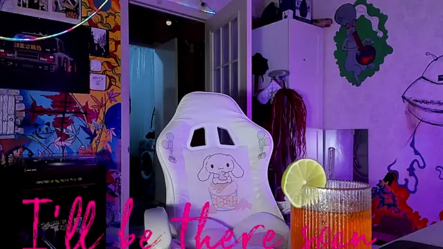 Sunny Mouse  online show from 17, 9, 2025