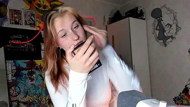 Sunny Mouse  online show from 6, 3, 2025