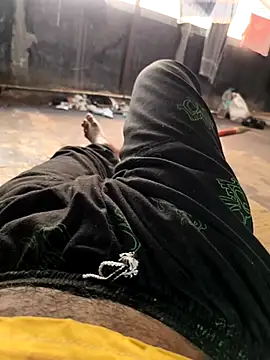 SILENT FUCKER 01 online show from 11, 2, 2026