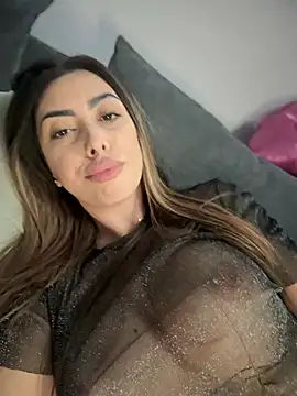 Snapshot of Flower_Pow3r chatting on 6, 3, 2025 Flower Pow3r online show from 6, 3, 2025