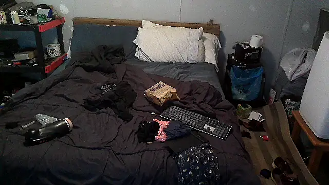 Bi curious86 online show from 3, 10, 2025