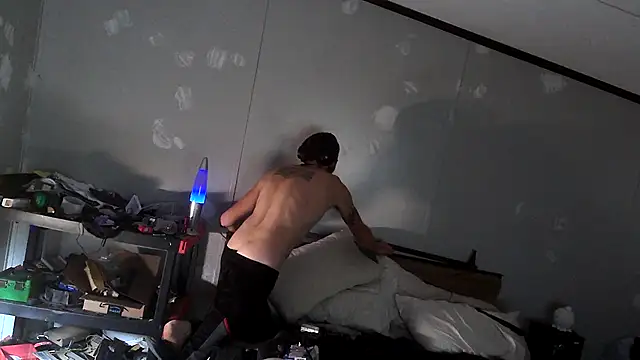 Bi curious86 online show from 9, 11, 2025