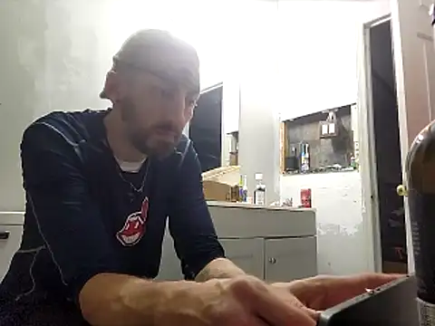 Bi curious86 online show from 6, 2, 2026