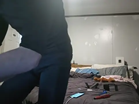 Bi curious86 online show from 28, 11, 2025