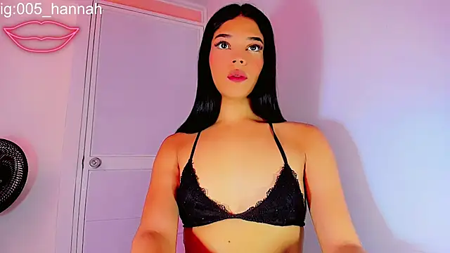 Hannahsmit online show from 19, 10, 2025