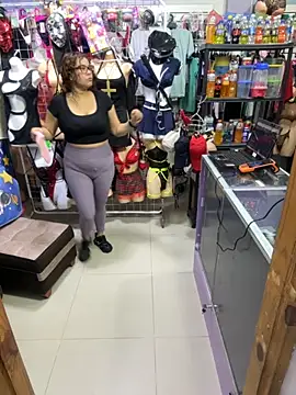 ROSALIALUCY online show from 29, 9, 2025