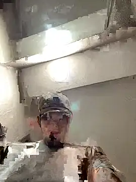 Heyoitskeyss online show from 17, 4, 2026