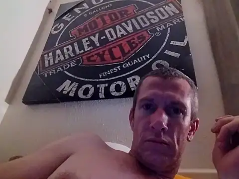 CuddlyFloat88 online show from 27, 3, 2026