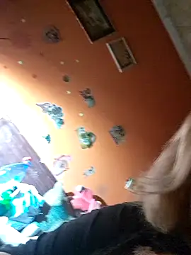 ducicsajsziii online show from 4, 4, 2026