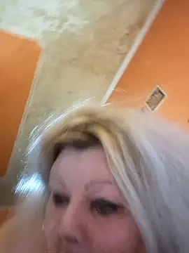 ducicsajsziii online show from 24, 9, 2025