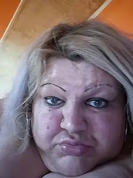 ducicsajsziii online show from 22, 9, 2025