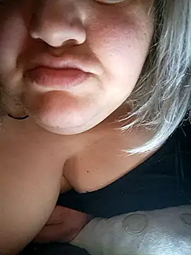 ducicsajsziii online show from 14, 1, 2026