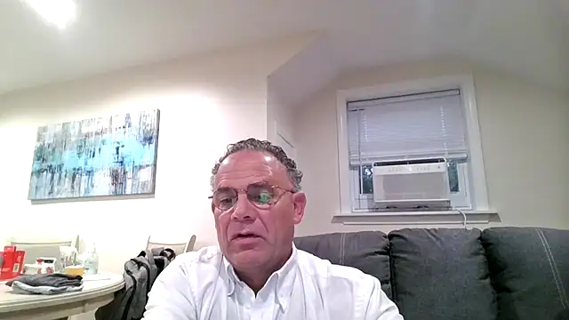 twopeopleinlove online show from 28, 7, 2026
