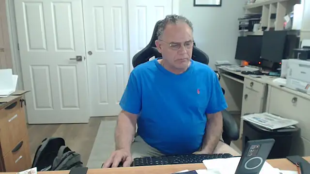 twopeopleinlove online show from 11, 5, 2026