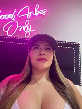 sexyyykloee online show from 9, 5, 2026