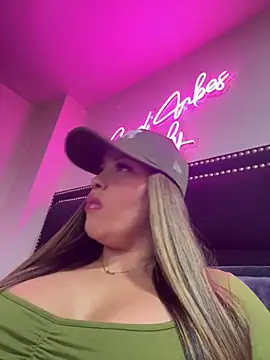 Snapshot of sexyyykloee chatting on 5, 7, 2026 sexyyykloee online show from 5, 7, 2026