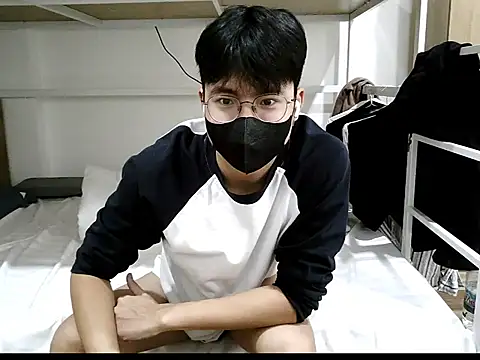 Gwencloudy online show from 23, 11, 2025