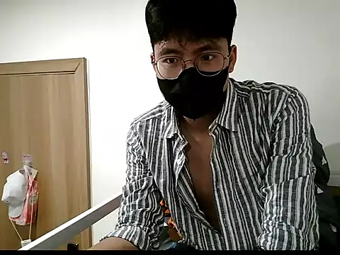 Gwencloudy online show from 17, 11, 2025