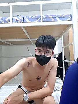 Gwencloudy online show from 21, 12, 2025