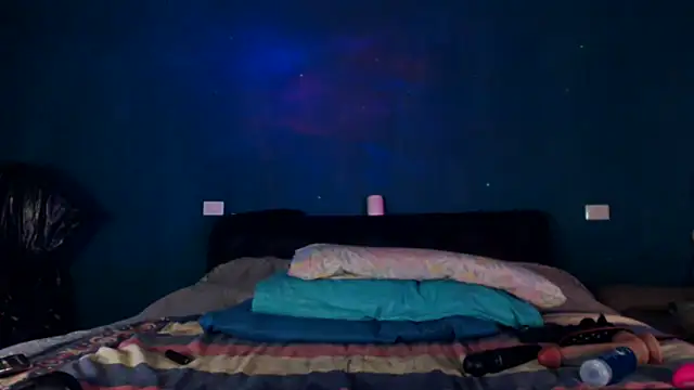 Karendolly  8 online show from 10, 3, 2026