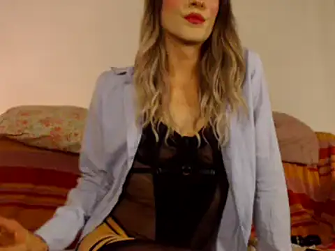 Karendolly  8 online show from 14, 10, 2025