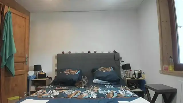 Madame Callie online show from 12, 5, 2026