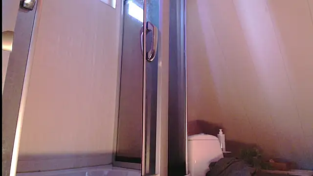 RubyLynxx online show from 15, 11, 2025