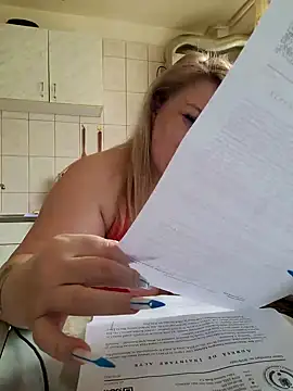 Snapshot of AriannaMilf chatting on 23, 2, 2026 AriannaMilf online show from 23, 2, 2026