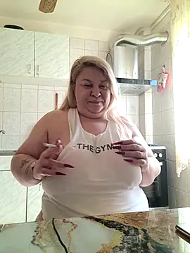 AriannaMilf online show from 19, 10, 2025