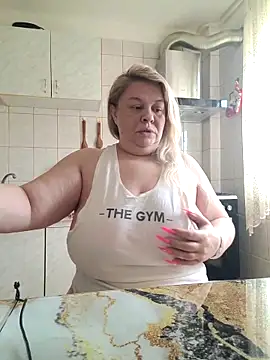 AriannaMilf online show from 8, 4, 2026