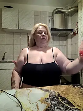 Snapshot of AriannaMilf chatting on 14, 6, 2026 AriannaMilf online show from 14, 6, 2026