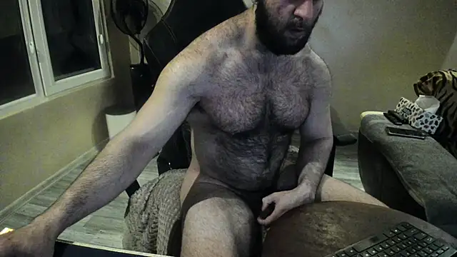 Hugealphabeast online show from 27, 2, 2025