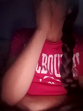 Snapshot of bruna_safadinhaa chatting on 30, 10, 2025 bruna safadinhaa online show from 30, 10, 2025