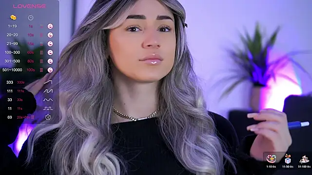 Snapshot of AishaCarter chatting on 18, 12, 2025 AishaCarter online show from 18, 12, 2025