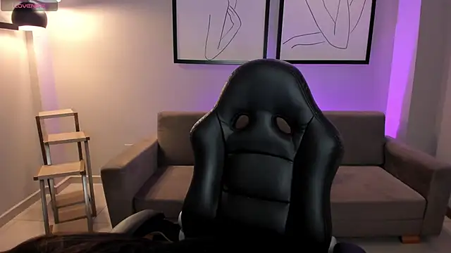 AlessiaCorleone  online show from 27, 9, 2025