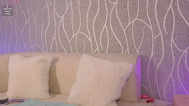 AlessiaCorleone  online show from 4, 2, 2026