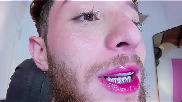 Snapshot of Juan_Castano chatting on 28, 2, 2026 Juan Castano online show from 28, 2, 2026