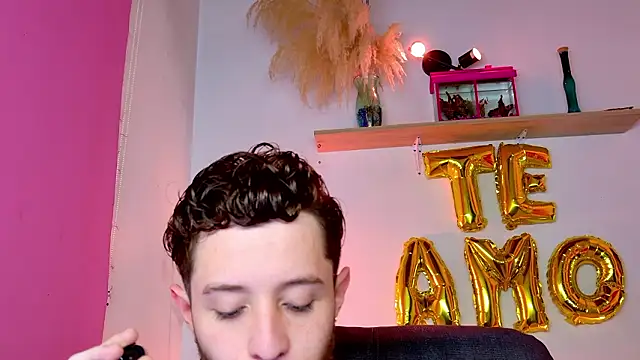 Snapshot of Juan_Castano chatting on 15, 2, 2026 Juan Castano online show from 15, 2, 2026