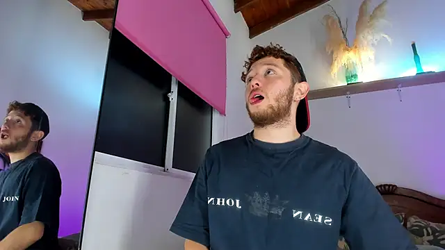 Juan Castano online show from 16, 10, 2025