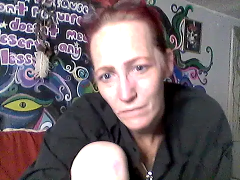 4EyedSluttyGinger online show from 14, 1, 2026