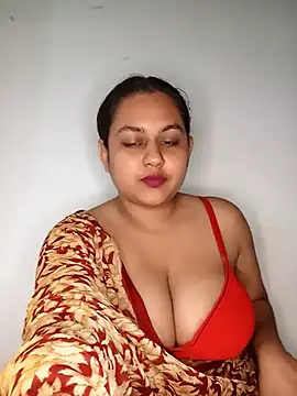 bumblebeegirl online show from 28, 2, 2025