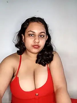 bumblebeegirl online show from 2, 2, 2025