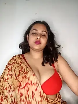 bumblebeegirl online show from 7, 3, 2025