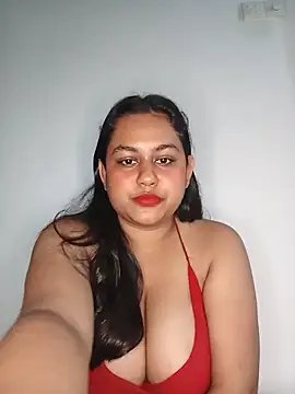 bumblebeegirl online show from 17, 5, 2026