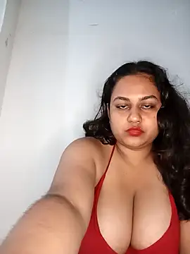 bumblebeegirl online show from 3, 10, 2025